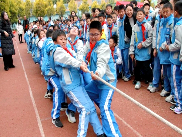 1735174603921868.jpg 赛事现场.jpg