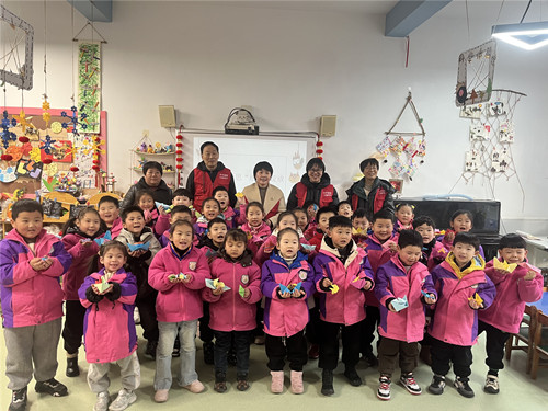 1735288377811064.jpg 合影.jpg