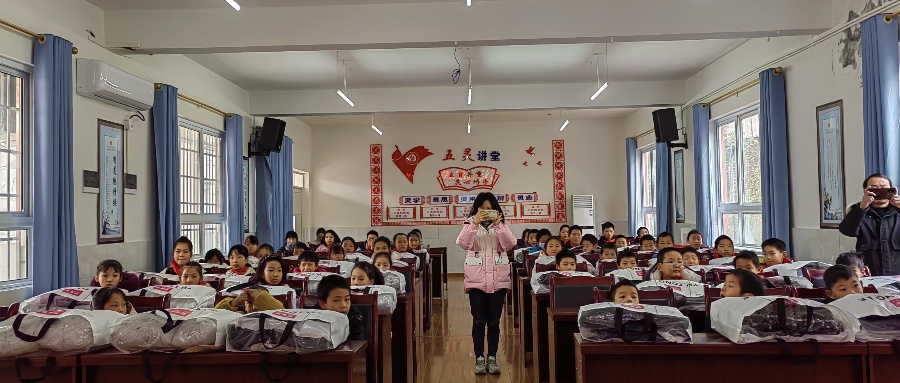 1735471395721933.jpg 五灵小学2_副本.jpg