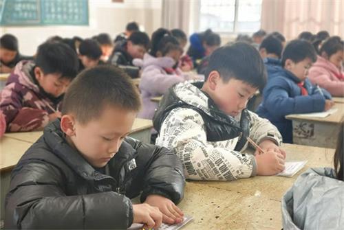 1735520639747251.jpg a521d668e574abc69bb5684aeb6fbba0_看图王.jpg