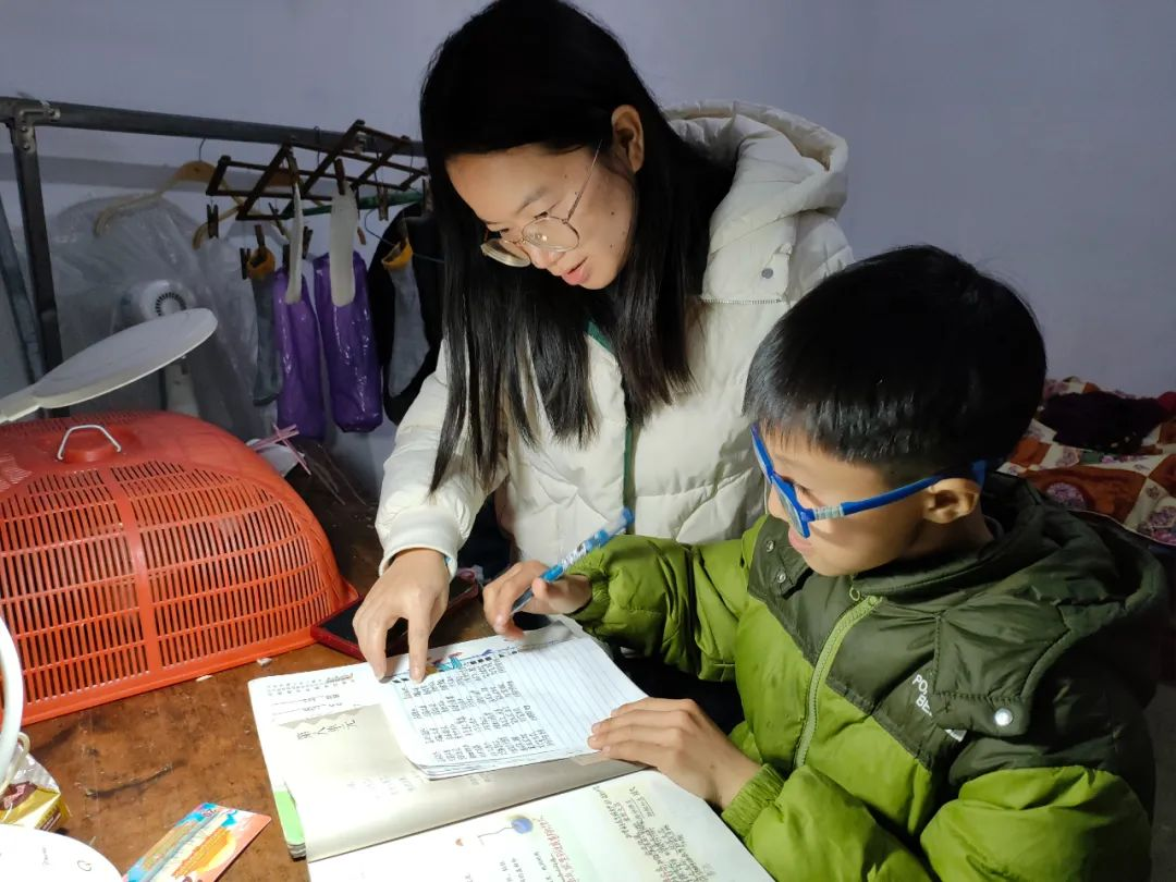 1735785714769617.png 图片2.png