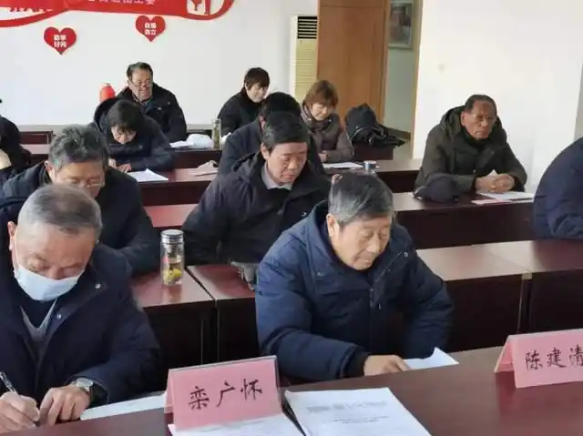 寺巷街道关工委召开“双特双助”工作会议3.webp