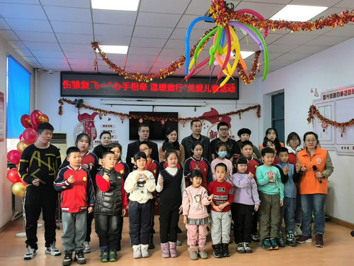 1736819037231187.jpg 汇智社会服务中心关爱儿童活动1_副本.jpg