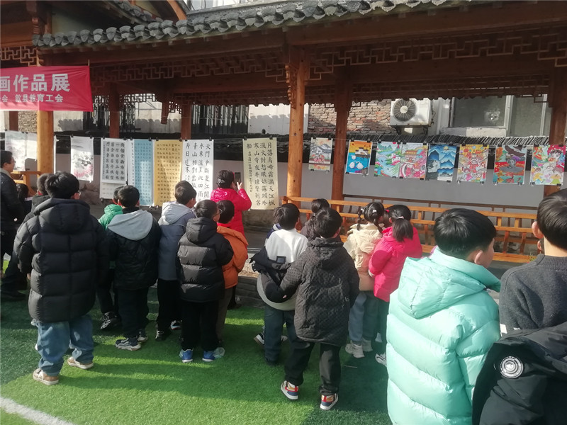 1736928834856440.jpg 20250114书画展现场2.jpg