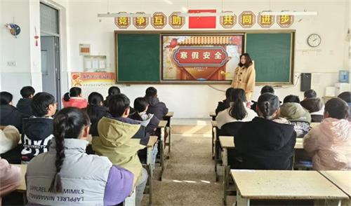 c023702e795af963d41f720dd5ac9260_看图王.jpg