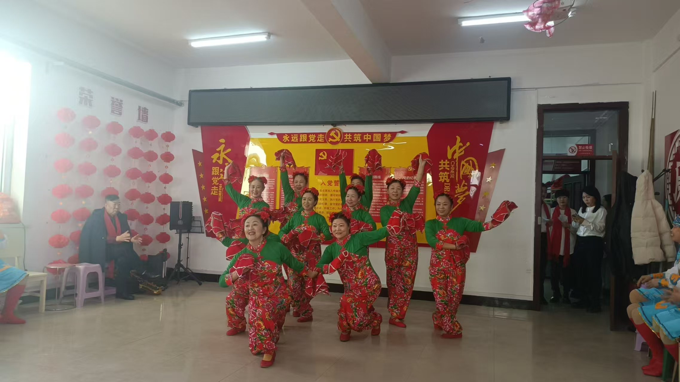 1737343626730334.jpg “五老”迎新联欢.jpg