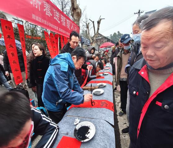 1737344787780613.png 图片2.png