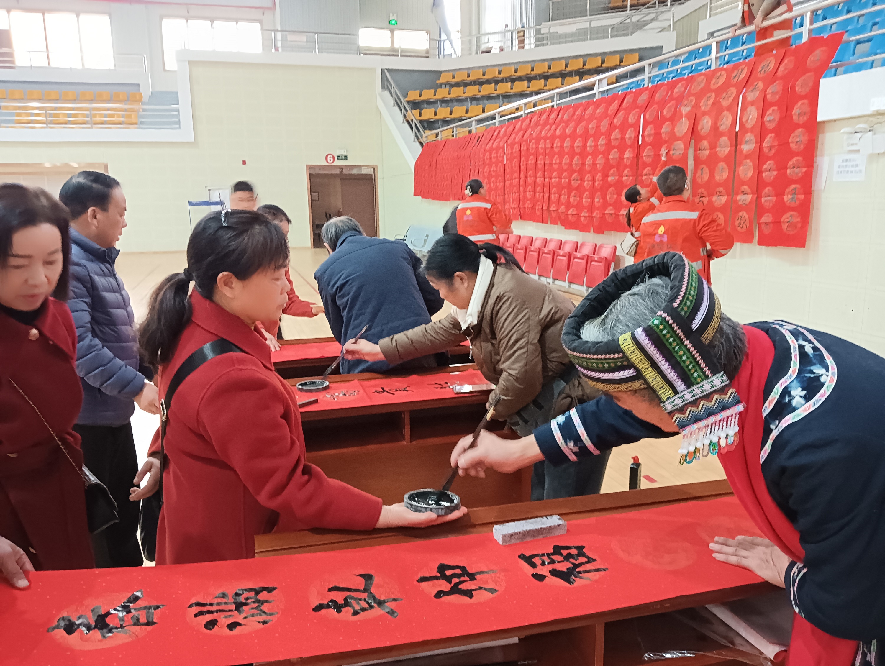 1737944273655937.jpg 环卫1.jpg