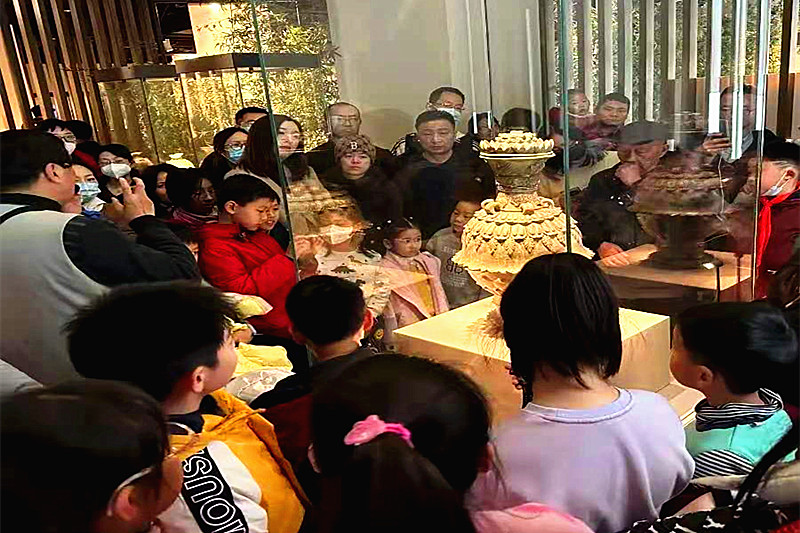 1738576333480495.jpg 江苏省南京市玄武区新街口街道关工委联合组织青少年走进南京六朝博物馆开展历史文化研学活动(1).jpg