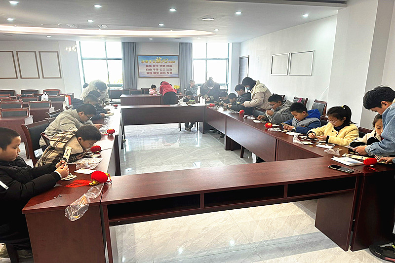 1739944649297714.jpg 江苏省南京市江宁区淳化街道王墅社区开展“探究历法奥秘,感悟传统文化”研学活动(1).jpg