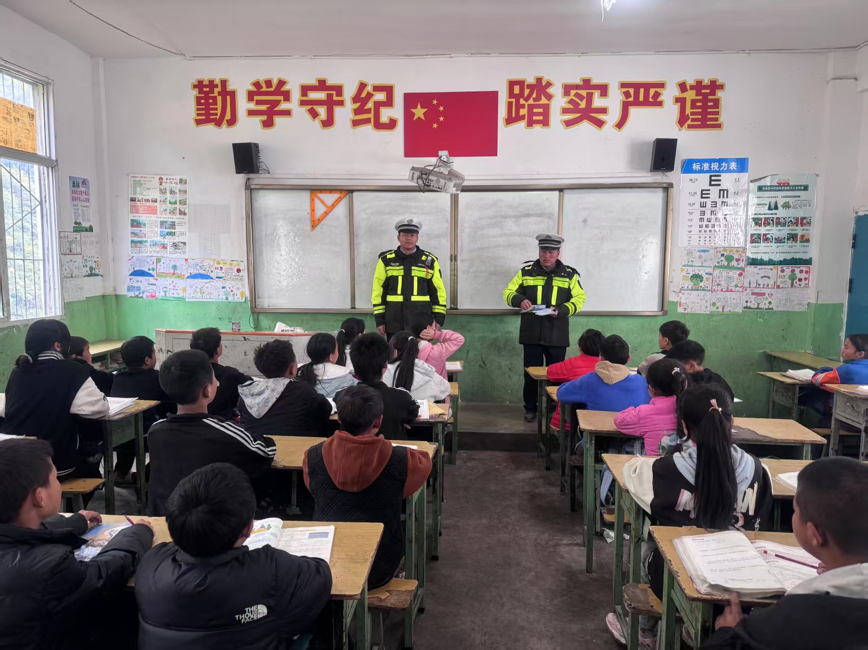 1740041630901704.jpg 第3期图片3.jpg
