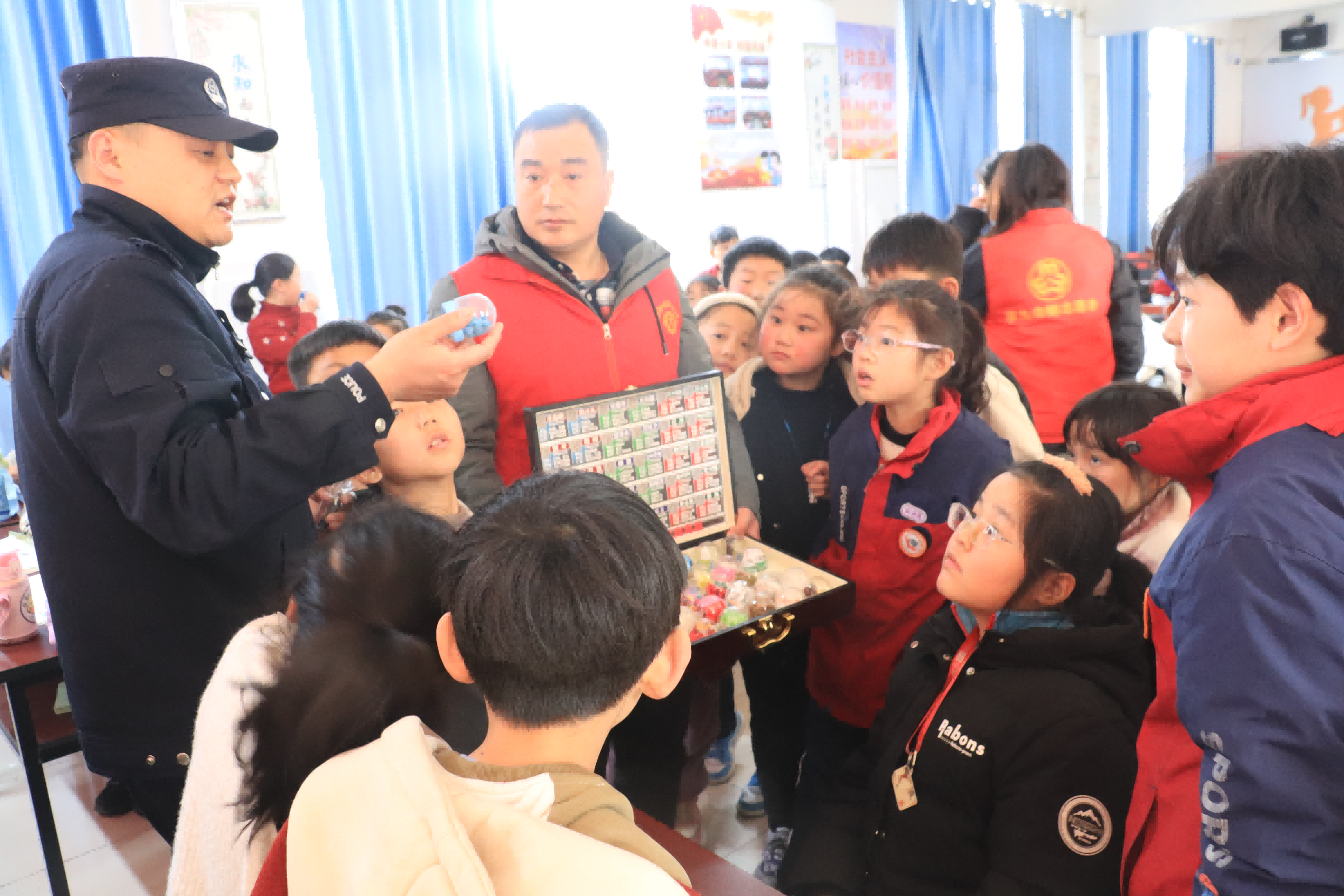 1740100622565963.png 图片 2(1)(1).png