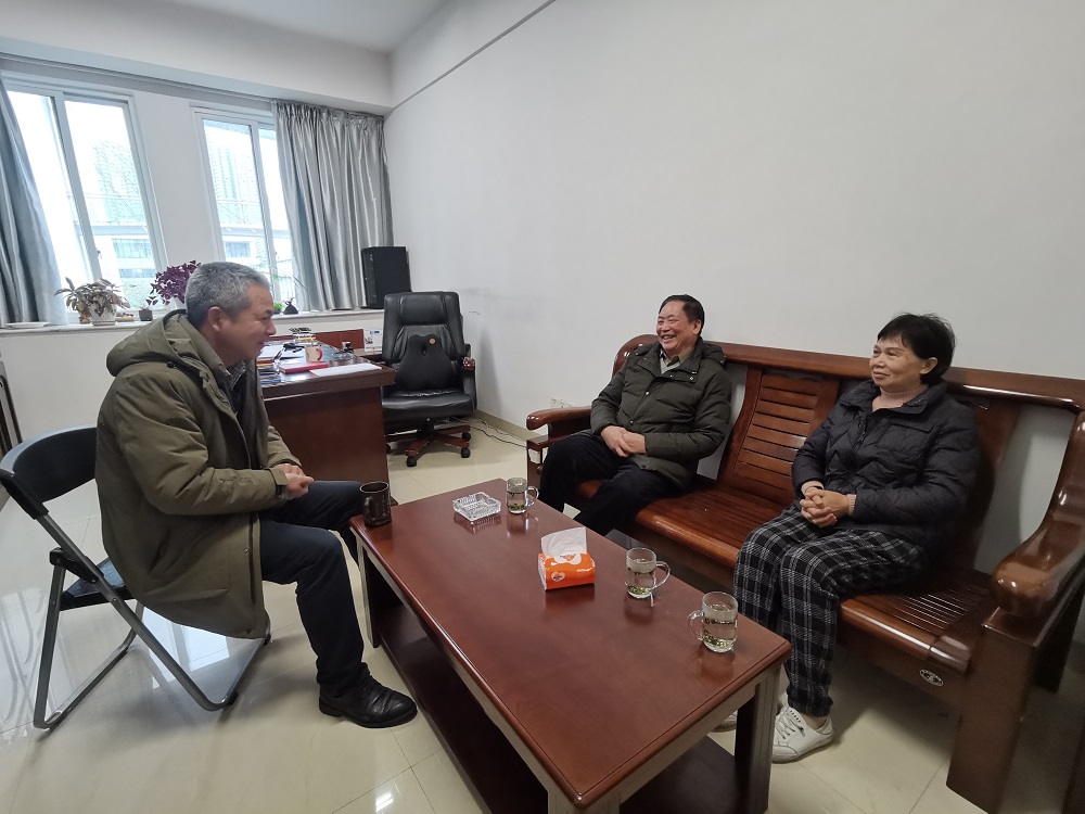 1740101536357389.jpg 区关工委领导与区总工会领导进行工作交流1.jpg