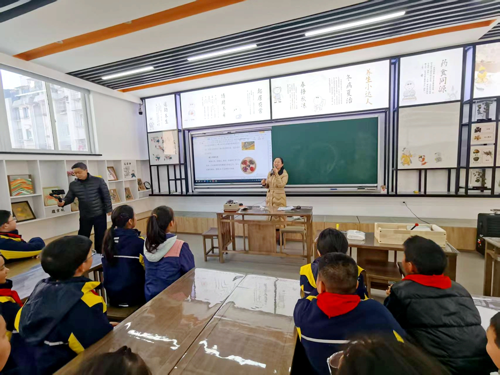 1740101817147359.jpg 中华瑰宝2_副本.jpg