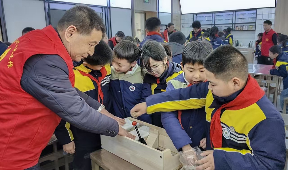 1740101882420896.jpg 中华瑰宝6_副本.jpg