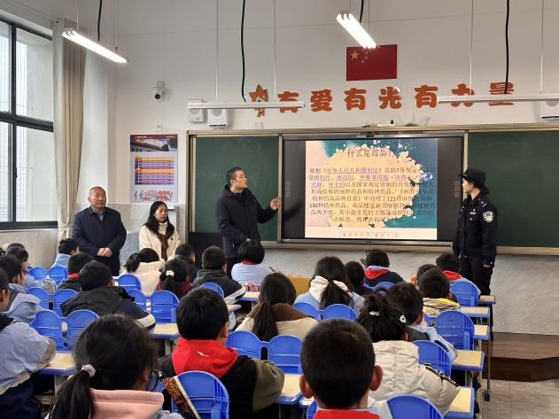 1740118942723433.png 图片4.png