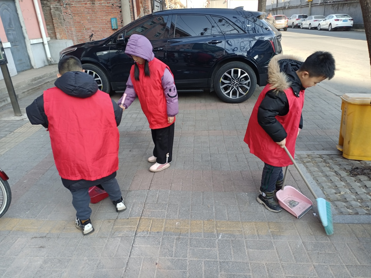1740464431560807.png 图片1.png