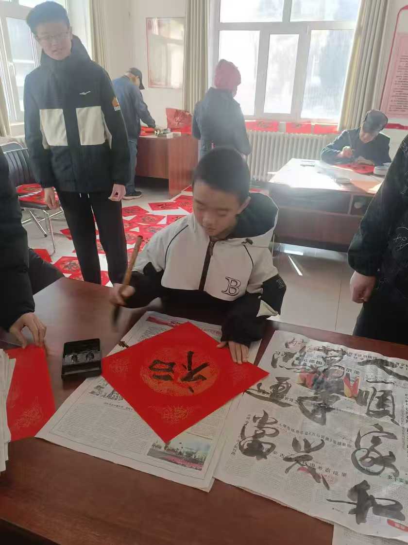 1740533704987460.jpg 元宝山区向阳小学关工委暑期活动照片4.jpg