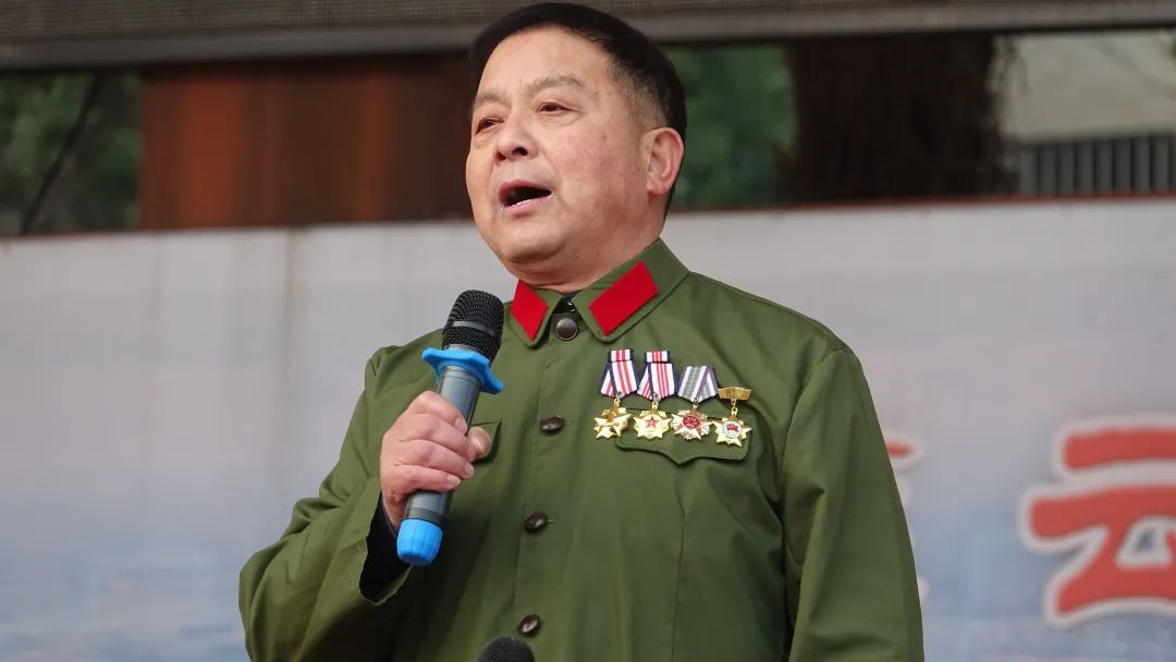 1740556755315282.png 永修一中关工委开展国防教育开学第一课活动 (2).png