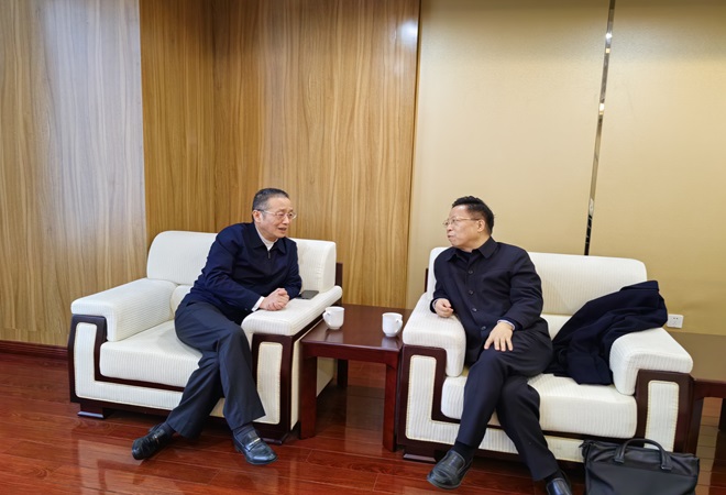 1740641328209973.jpg 肖仲伟一行走访调研区工商联关工委建设--.jpg