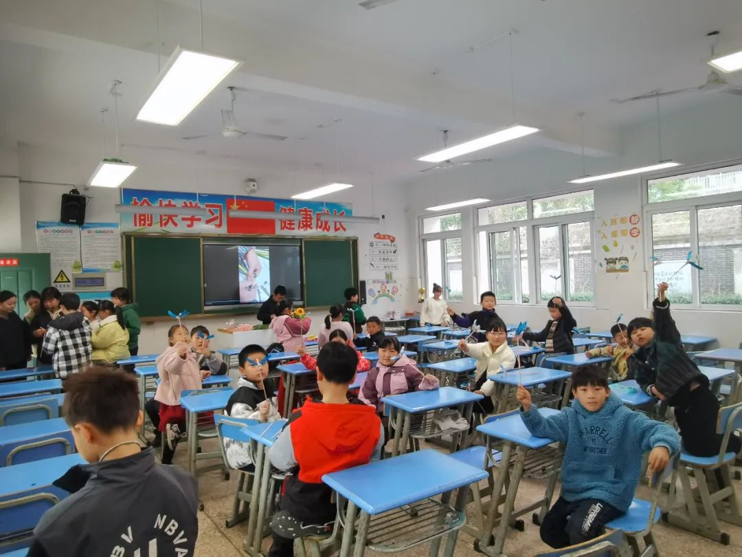 1740986451491342.jpg 少年宫.jpg