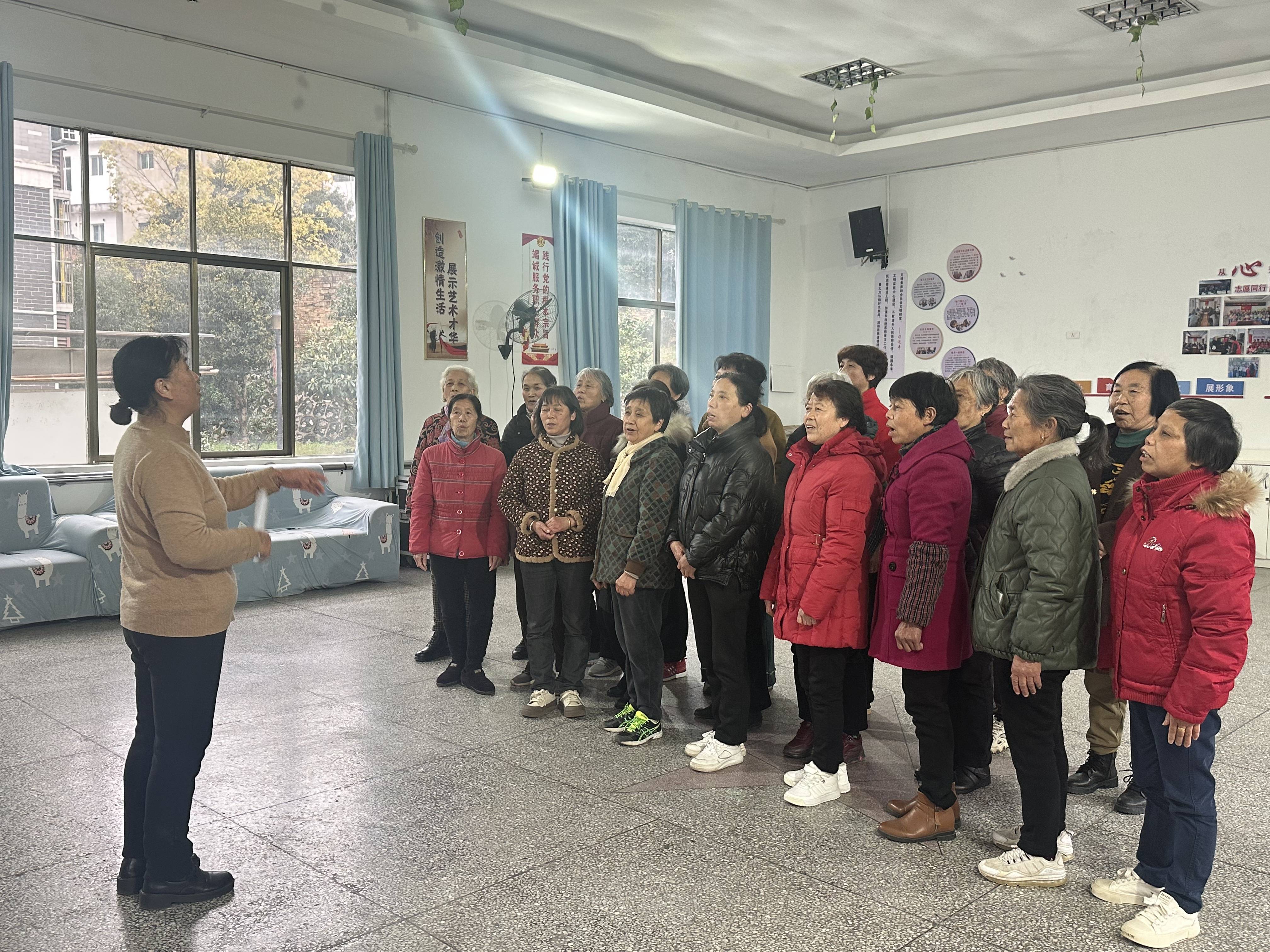 1741228241380965.jpg 2基层动态照片_爱奇艺(1).jpg