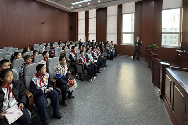 1741314915505913.jpg ce37fa001803d5e731ff784441b9443_副本.jpg