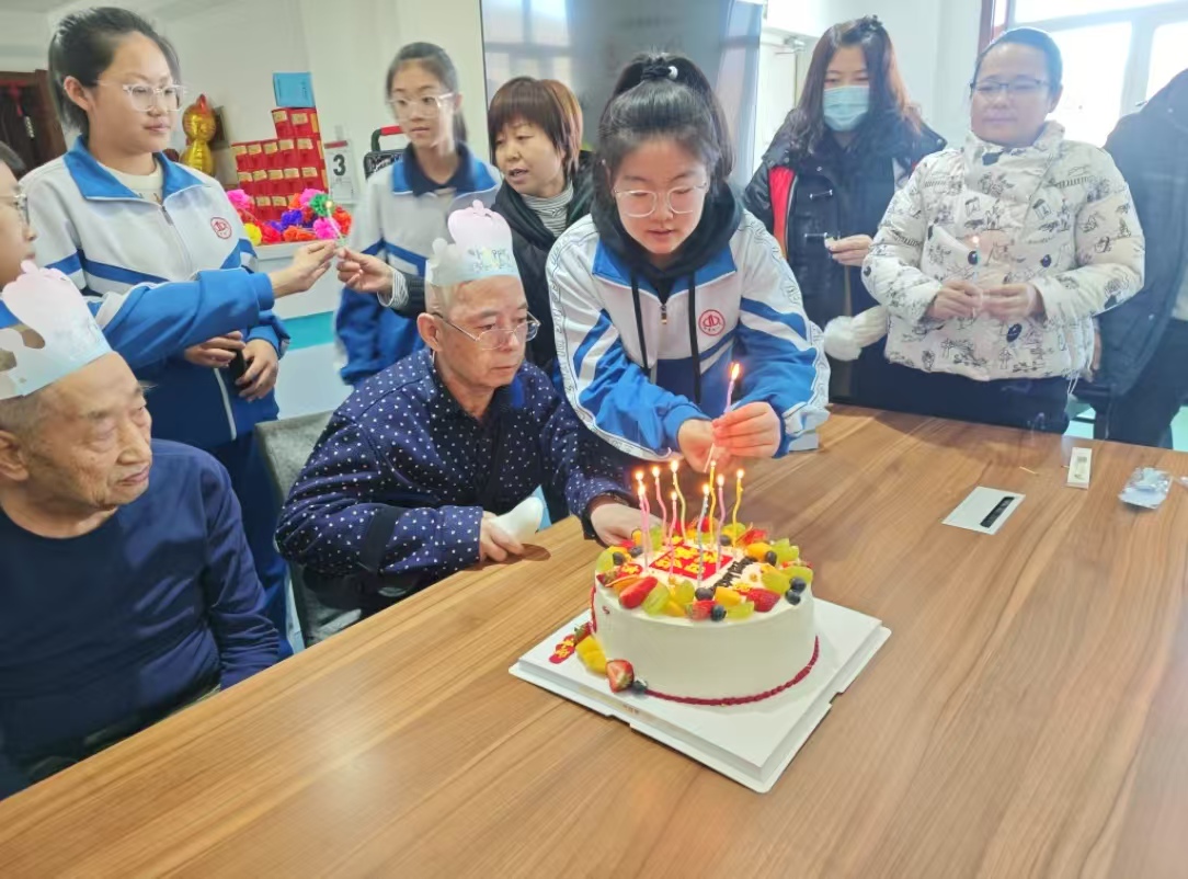 1741385378541496.jpg 一中2.jpg