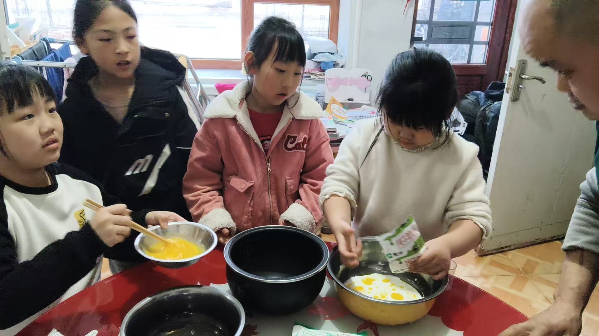 红五月1.jpg