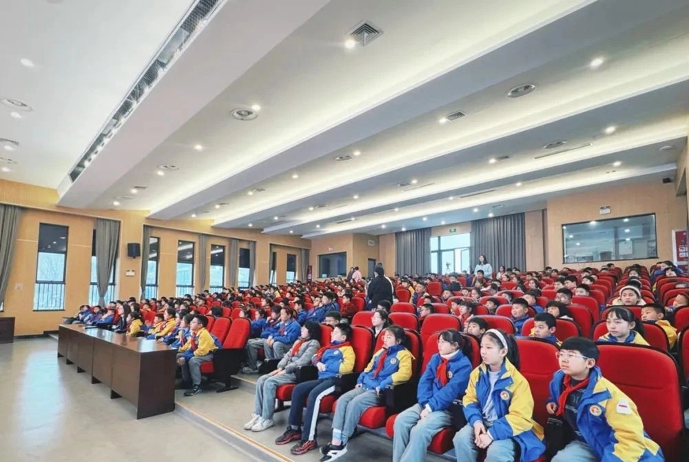 葛过春讲座1.jpg