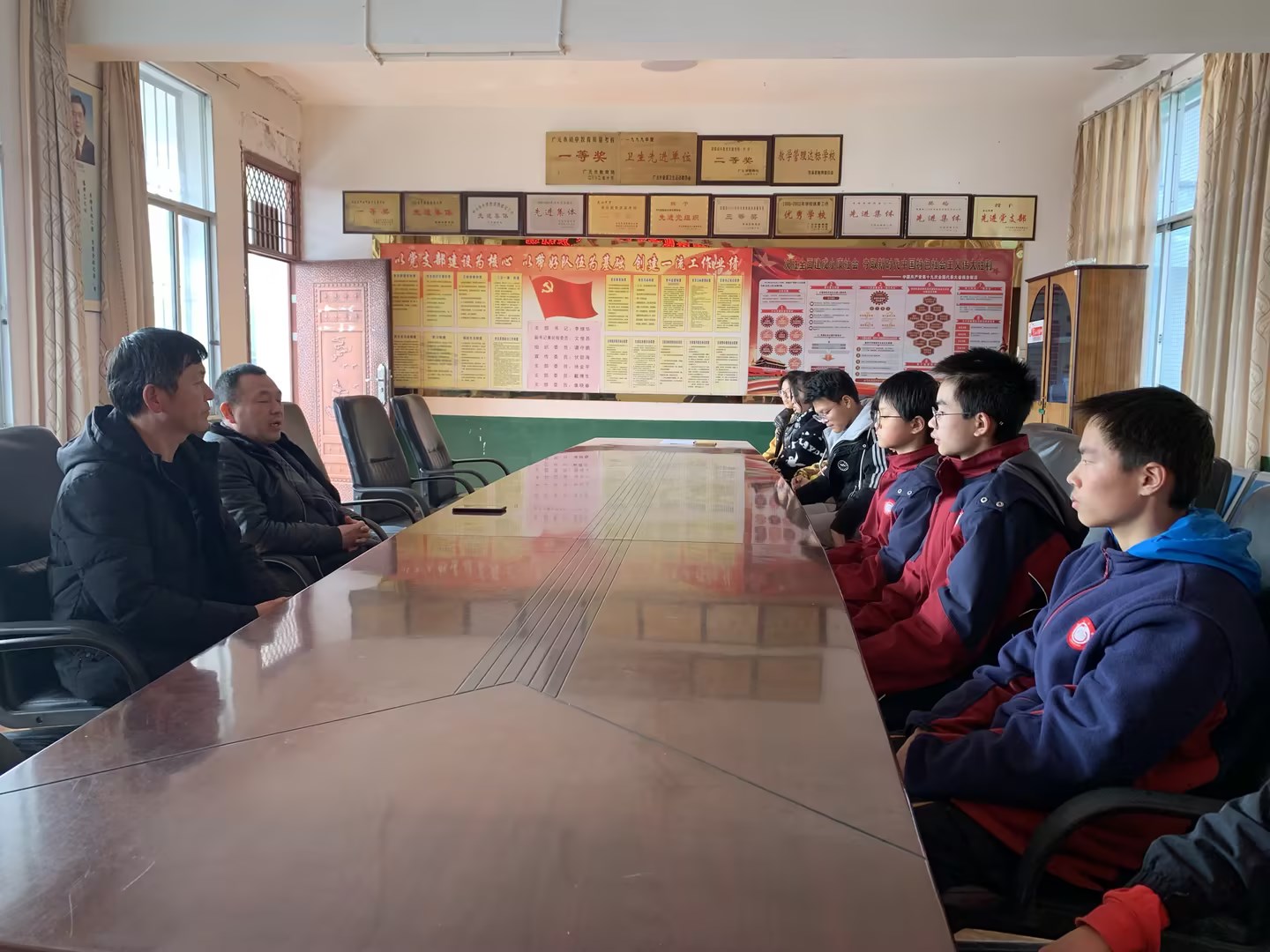 1741830366881022.jpg 龙中2.jpg
