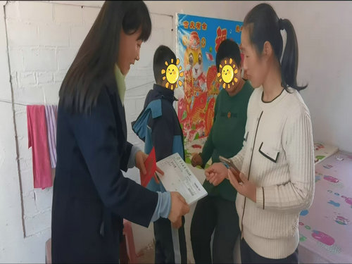 磨刀石镇中心校爱心助学行动2_副本.jpg
