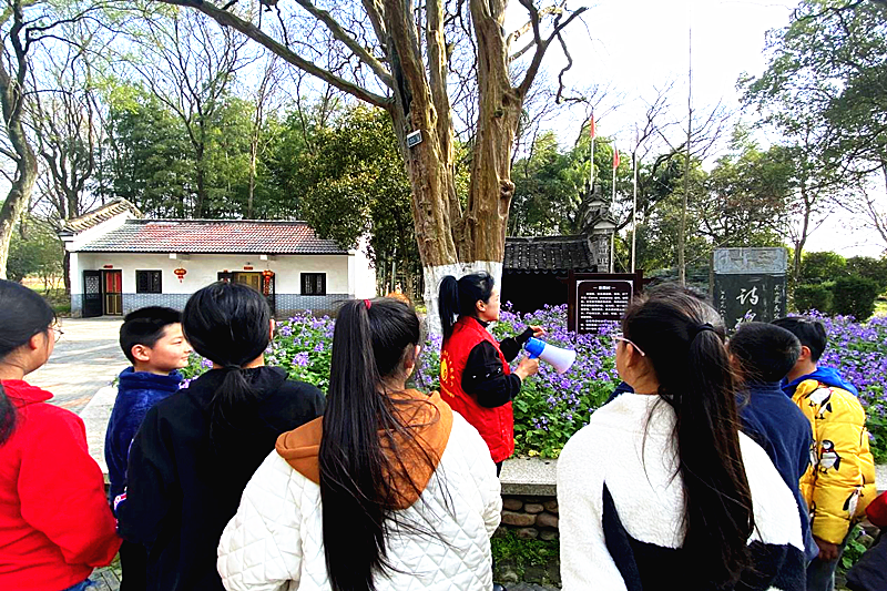 1742084516844698.png 江苏省南京市高淳区固城街道关工委组织青少年开展植树节护树宣传活动(2).png