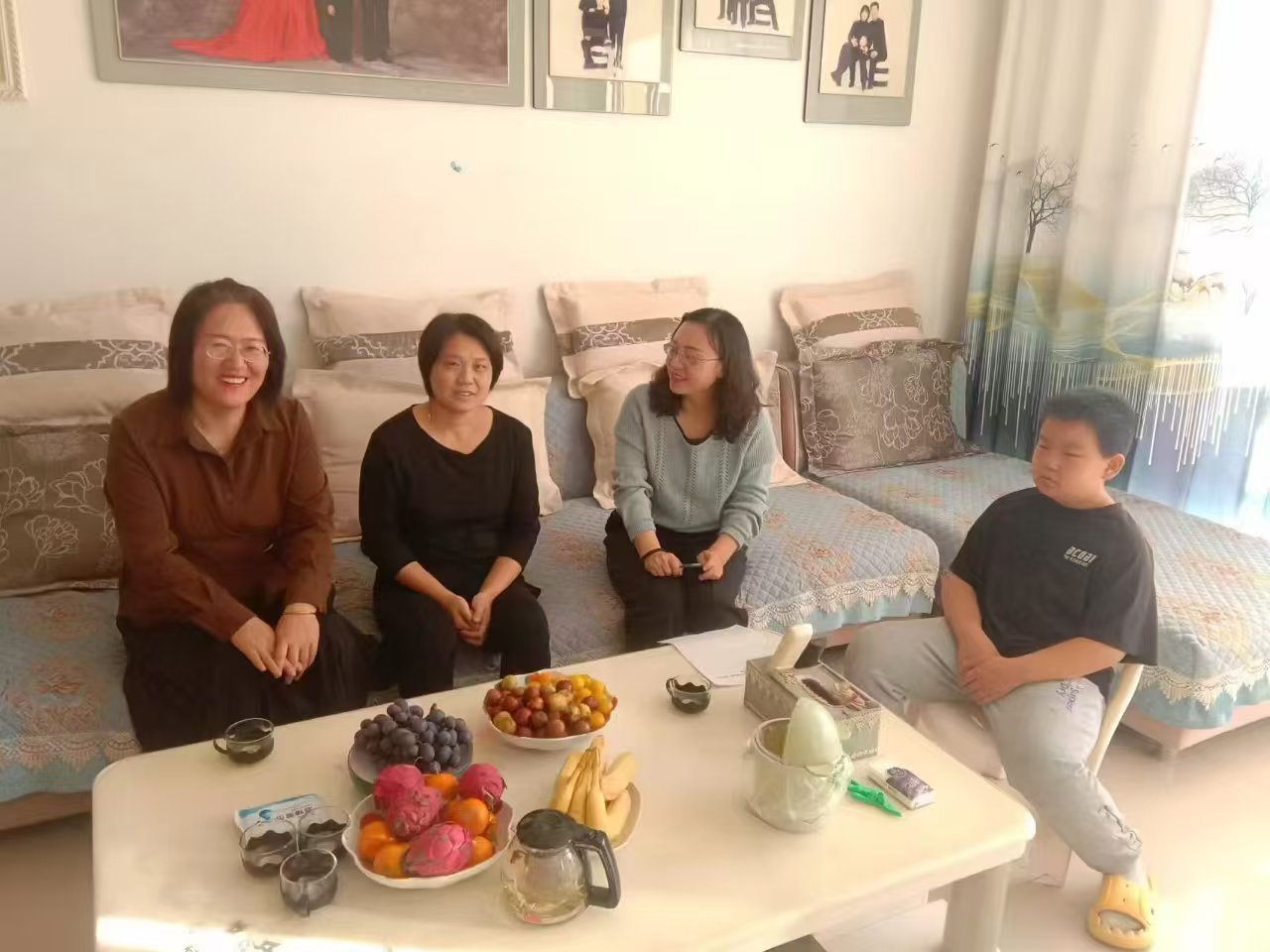 1742369787193317.jpg 元宝山区向阳小学假日家访活动照片6.jpg