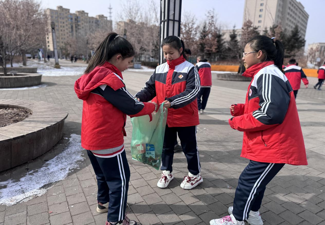 1742450424870382.png 图片2.png