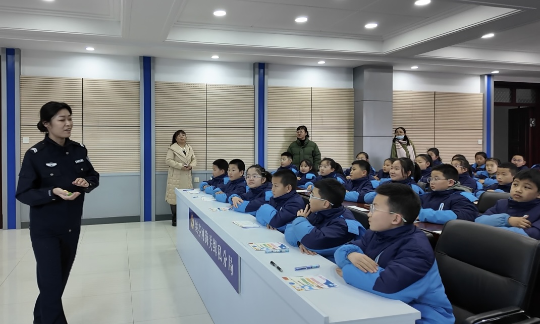 1742454608175108.jpg 二小研学13.jpg