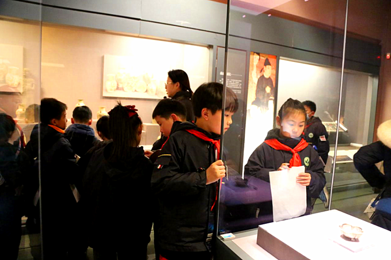 1742526550557386.jpg 江苏省南京市秦淮区朝天宫街道秣陵路社区开展“寻美朝天宫,探索博物馆”主题活动(3).jpg