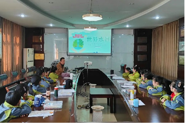 1742539620829361.png 桃源镇】铜锣小学: 守护生命之源,节水你我同行.png