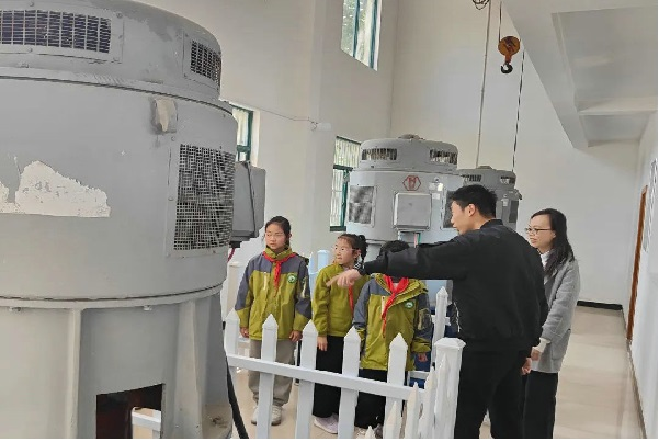 1742539629909646.png 桃源镇】铜锣小学: 守护生命之源,节水你我同行2.png