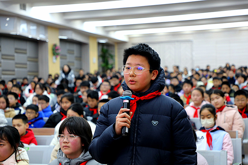 1742547822373188.jpg 江苏省南京市鼓楼区教育关工委举行“‘颂党情,感党恩’2025年主题教育第一课”活动(4).jpg