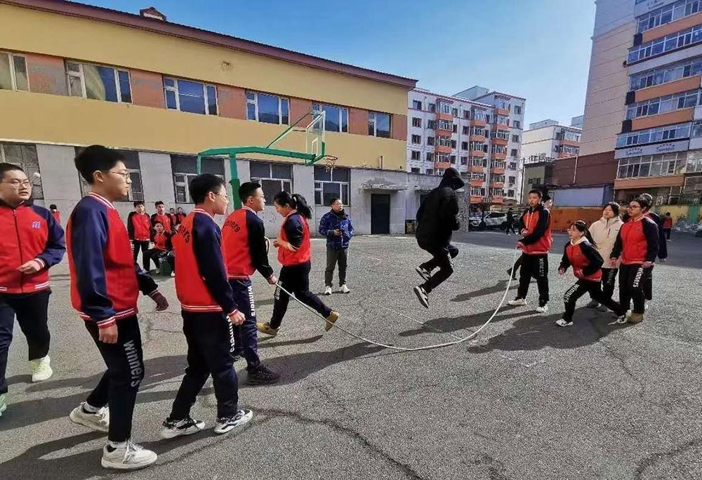 1742952970603414.jpg 117中学001.jpg