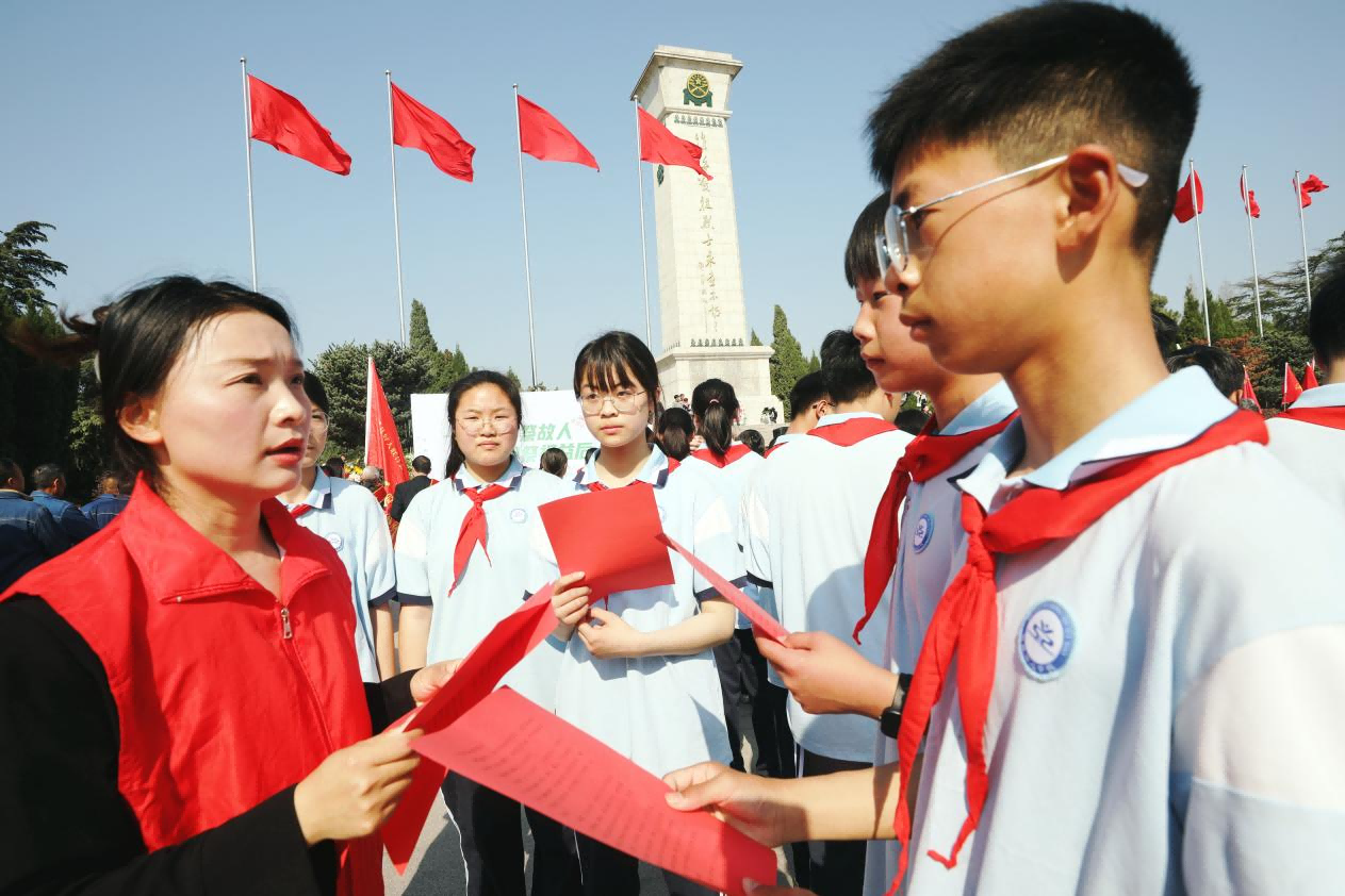 县文明办关工委宣传图片(1).png