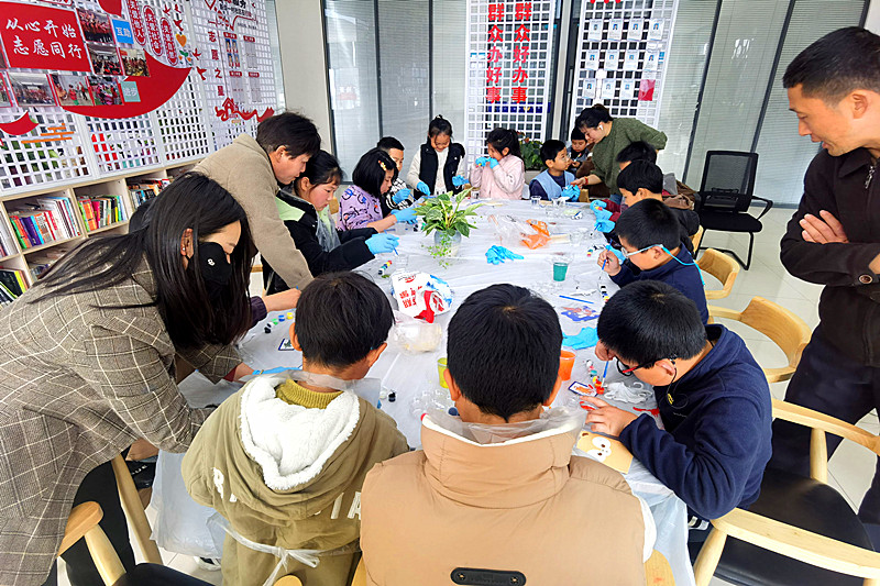 社区开展“守护地球脉动, 共护野生动植物”活动(2).jpg