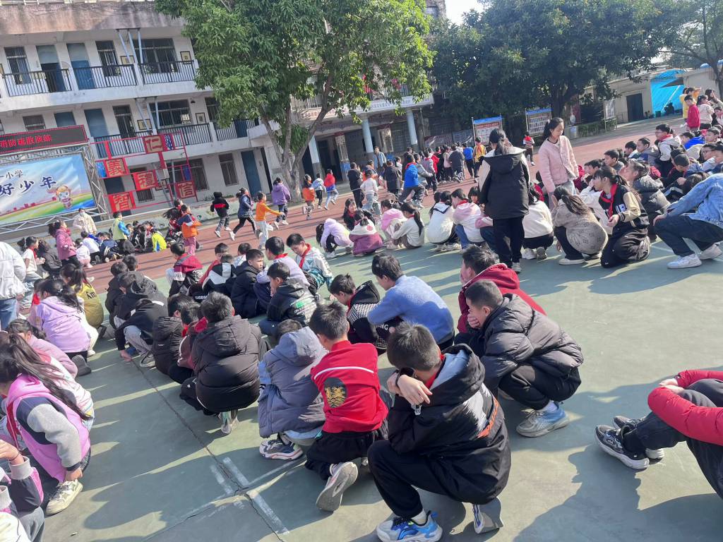 1743127448107816.jpg 图3:紧急疏散时①.jpg