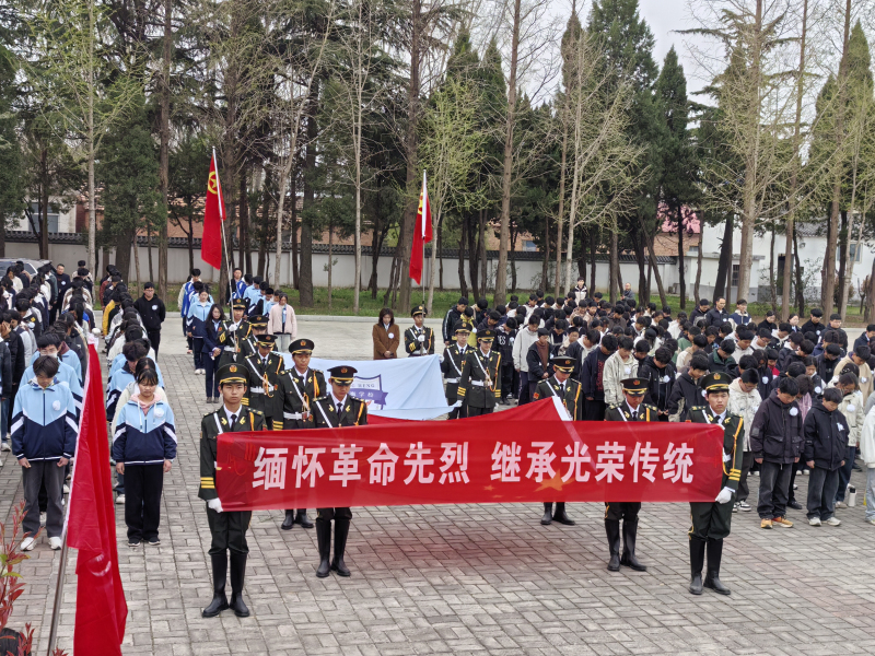 1743312334666157.jpg 3.30清明祭扫1.jpg
