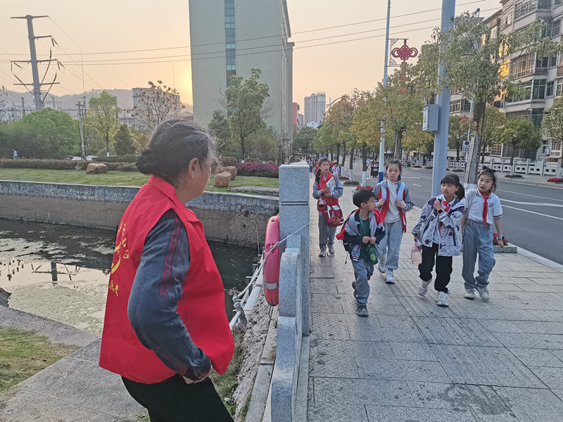 1743408392402832.jpg f95044cce2fdab2621c74077b867fb7_看图王.jpg