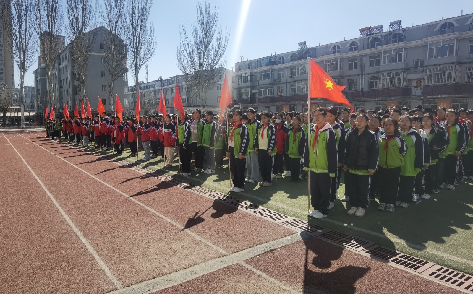 元宝山区星光小学关工委清明节活动照片2_副本.jpg