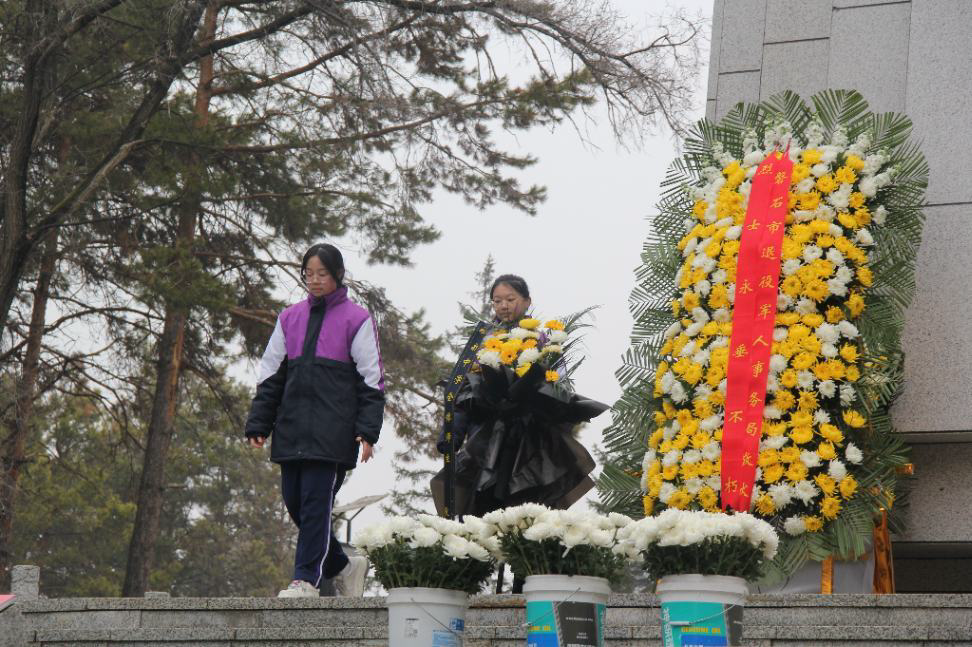 1743637802345531.png 图片2.png
