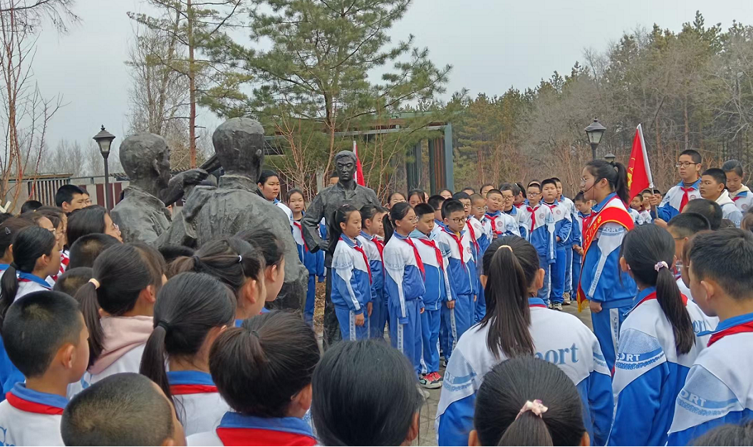 1743639124357449.png 二小.png