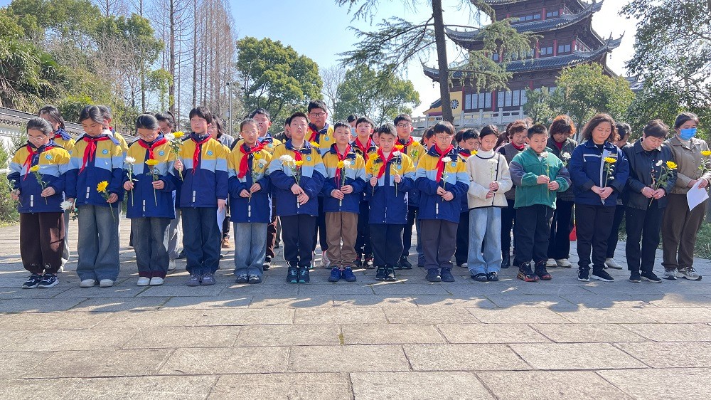 默哀追思.jpg